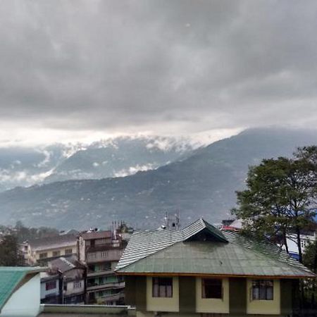 Sterling Gangtok Hotel Exterior photo